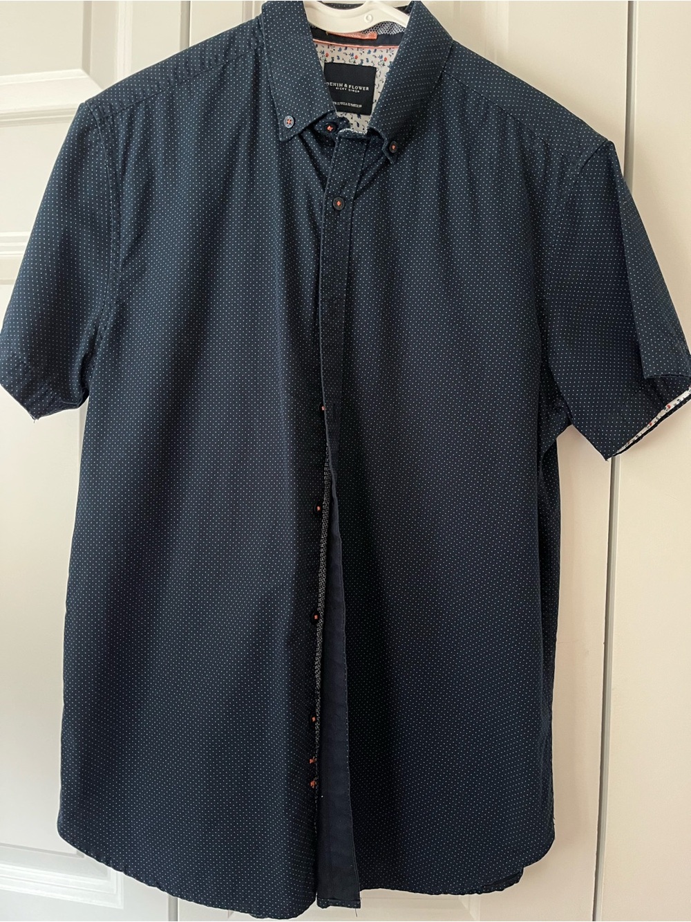 Men’s Navy Short-Sleeve Button-Up shirt.  Size small